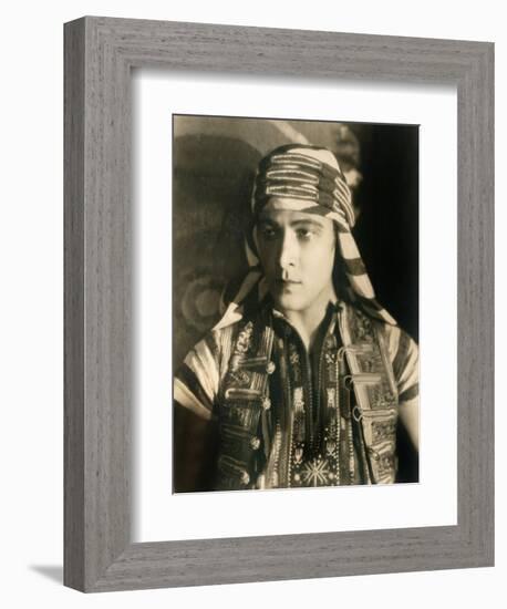 SON OF THE SHEIK, Rudolph Valentino, 1926-null-Framed Art Print