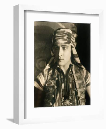 SON OF THE SHEIK, Rudolph Valentino, 1926-null-Framed Art Print