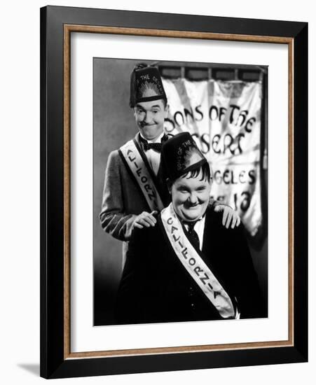 Sons of the Desert, Stan Laurel, Oliver Hardy, 1933-null-Framed Photo