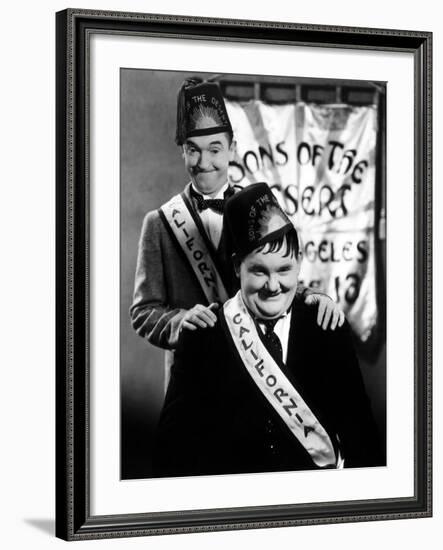 Sons of the Desert, Stan Laurel, Oliver Hardy, 1933-null-Framed Photo