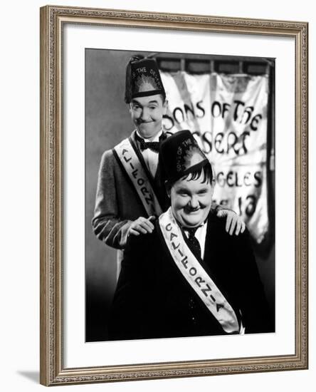 Sons of the Desert, Stan Laurel, Oliver Hardy, 1933-null-Framed Photo