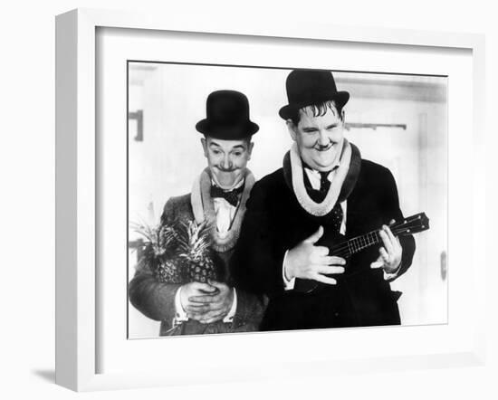 Sons Of The Desert, Stan Laurel, Oliver Hardy, 1933-null-Framed Photo