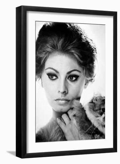 Sophia Loren (1934-)-null-Framed Giclee Print