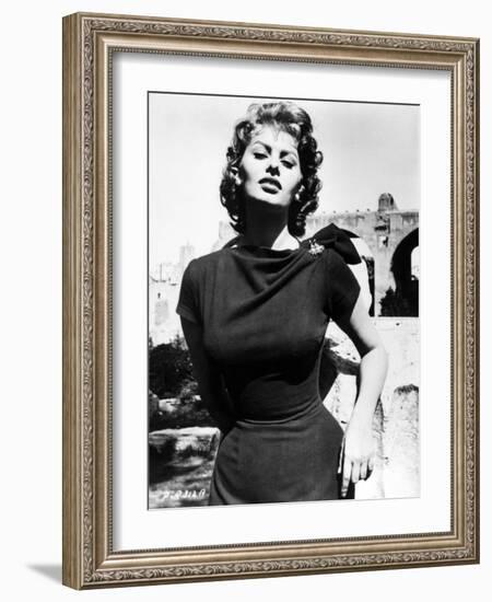 Sophia Loren, 1956-null-Framed Photographic Print