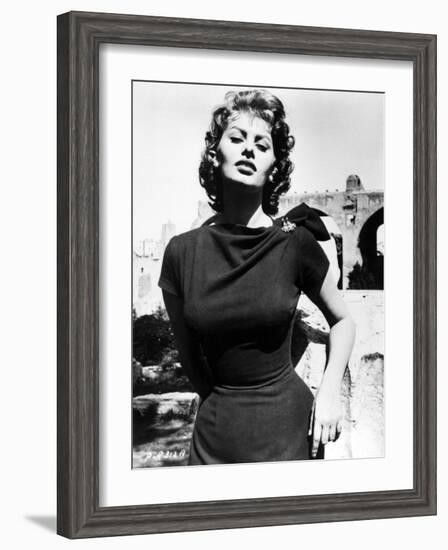 Sophia Loren, 1956-null-Framed Photographic Print