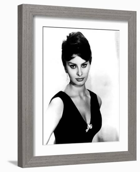 Sophia Loren, 1960-null-Framed Photo