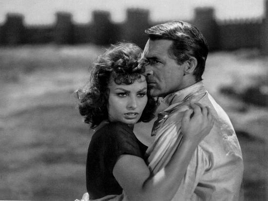 Sophia Loren and Cary Grant in 'The Pride and the Passion' by Stanley Kramer, 1957 Giclee Print | Art.com