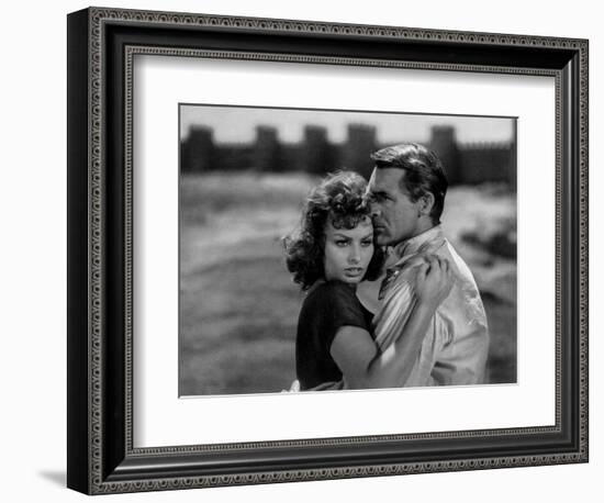 Sophia Loren and Cary Grant in 'The Pride and the Passion' by Stanley Kramer, 1957-null-Framed Giclee Print