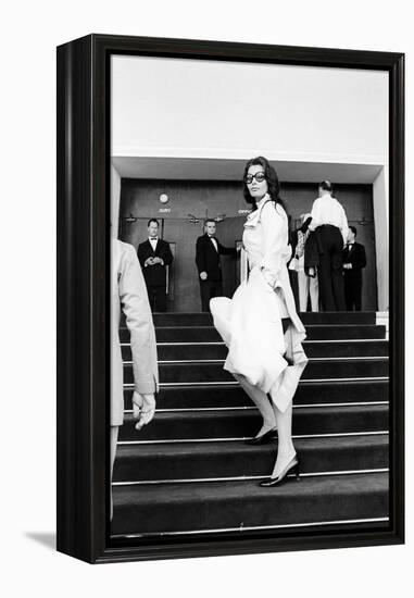 Sophia Loren Arrives at Cinema Palace of Cannes-Mario de Biasi-Framed Premier Image Canvas