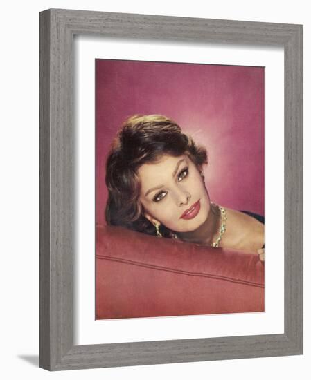 Sophia Loren Italian Film Actress in a Glamorous Pose-null-Framed Photographic Print