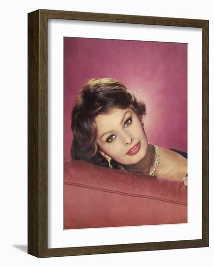 Sophia Loren Italian Film Actress in a Glamorous Pose-null-Framed Photographic Print