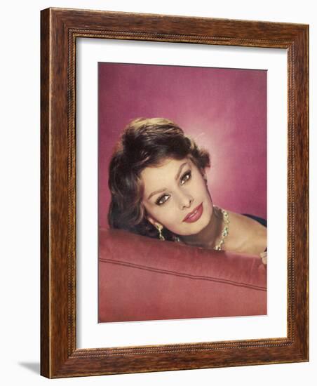 Sophia Loren Italian Film Actress in a Glamorous Pose-null-Framed Photographic Print