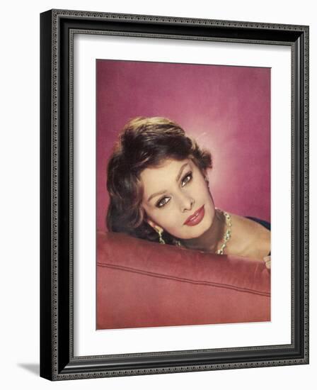 Sophia Loren Italian Film Actress in a Glamorous Pose-null-Framed Photographic Print