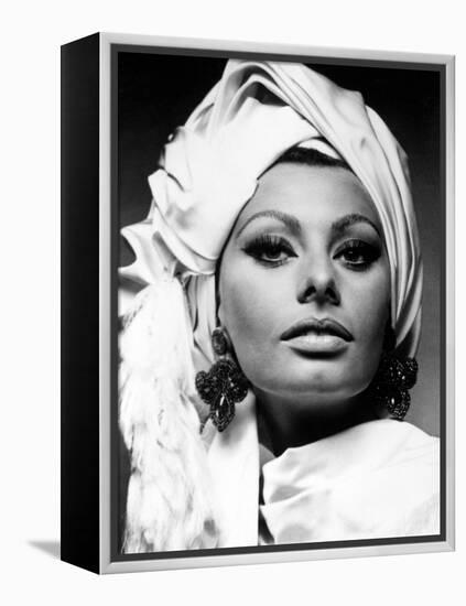 Sophia Loren. "Stanley Donen's Arabesque" 1966, "Arabesque" Directed by Stanley Donen-null-Framed Premier Image Canvas