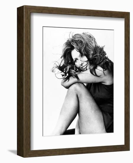 Sophia Loren-null-Framed Premium Photographic Print