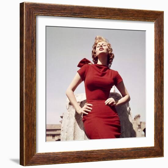 Sophia Loren-null-Framed Photographic Print