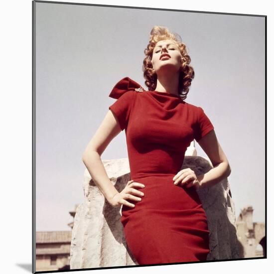 Sophia Loren-null-Mounted Photographic Print