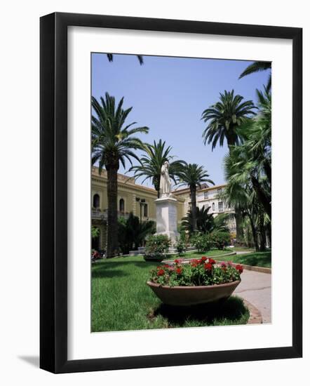 Sorrento, Campania, Italy-Roy Rainford-Framed Photographic Print