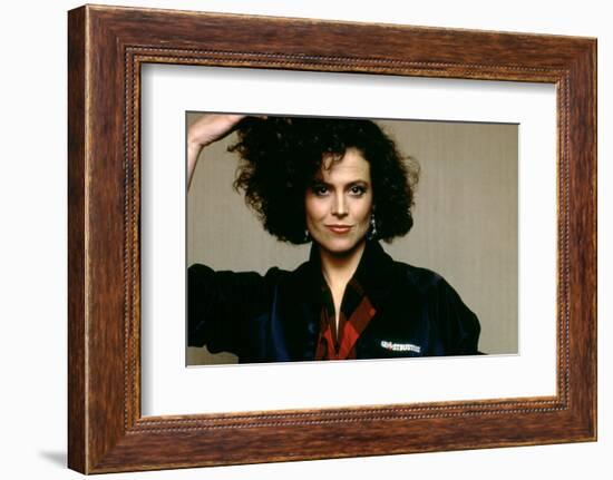 SOS Fantomes Ghostbusters by IvanReitman with Sigourney Weaver, 1984 (photo)-null-Framed Photo