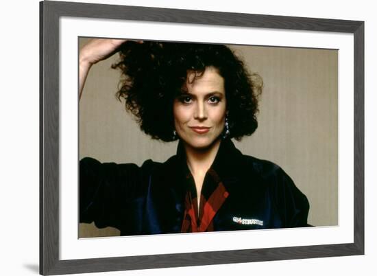 SOS Fantomes Ghostbusters by IvanReitman with Sigourney Weaver, 1984 (photo)-null-Framed Photo