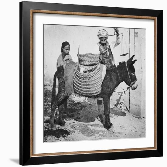 Sousse. Marchands de marrons-null-Framed Giclee Print