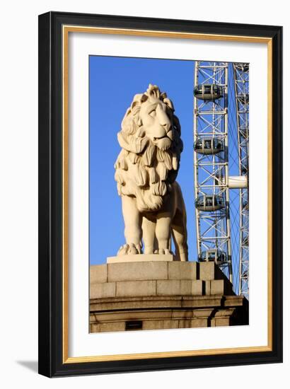 South Bank Lion, London-Peter Thompson-Framed Photographic Print