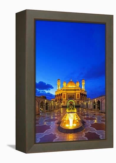 South East Asia, Kingdom of Brunei, Bandar Seri Begawan, Jame'Asr Hassanal Bolkiah Mosque-Christian Kober-Framed Premier Image Canvas