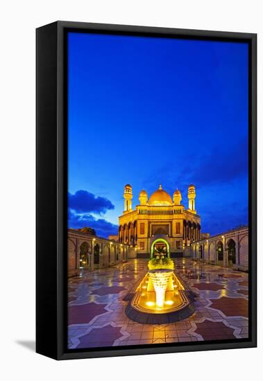 South East Asia, Kingdom of Brunei, Bandar Seri Begawan, Jame'Asr Hassanal Bolkiah Mosque-Christian Kober-Framed Premier Image Canvas
