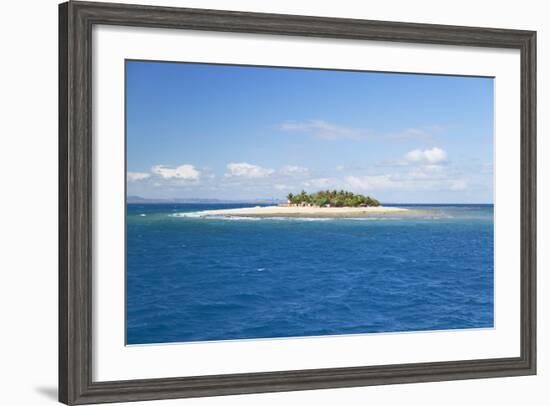 South Seas Island, Mamanuca Islands, Fiji, South Pacific, Pacific-Ian Trower-Framed Photographic Print