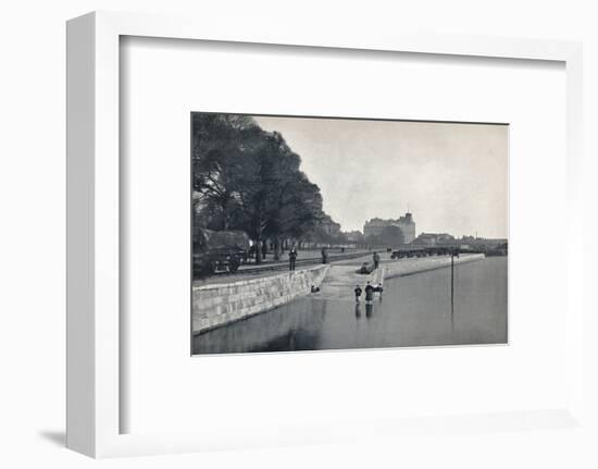 'Southampton - The Platform', 1895-Unknown-Framed Photographic Print