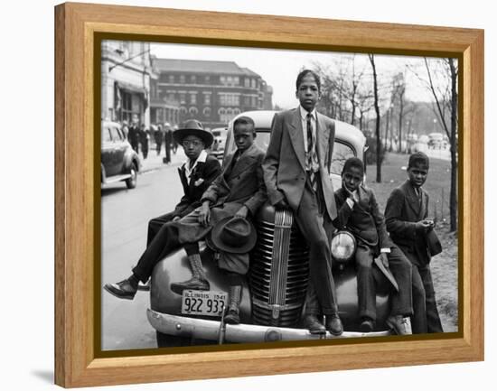 Southside Boys, Chicago, c.1941-Russell Lee-Framed Premier Image Canvas