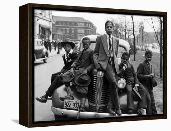 Southside Boys, Chicago, c.1941-Russell Lee-Framed Premier Image Canvas