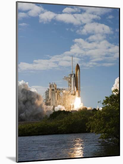 Space Shuttle Atlantis Lifts Off from its Launch Pad at Kennedy Space Center, Florida-null-Mounted Photographic Print