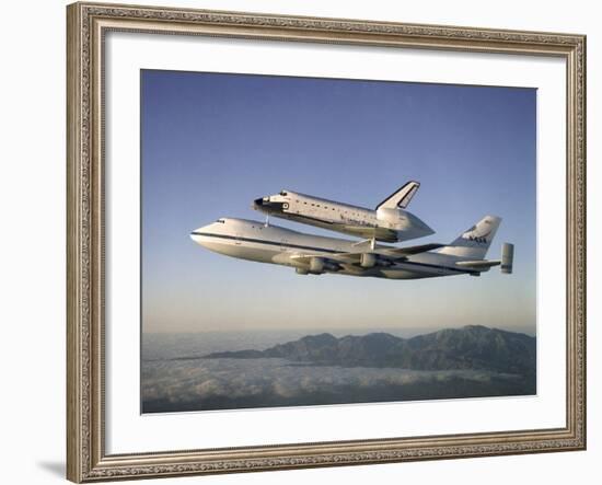 Space Shuttle Atlantis on Custom 747 Flies to Kennedy Space Center after Refurbishment, Sep 1, 1998-null-Framed Photo