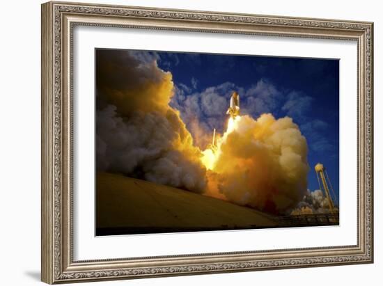 Space Shuttle Atlantis-null-Framed Photographic Print