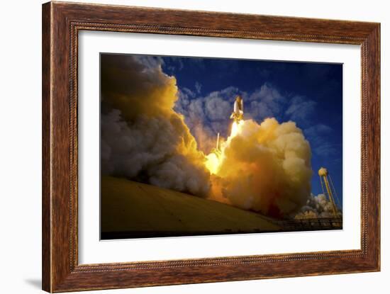 Space Shuttle Atlantis-null-Framed Photographic Print