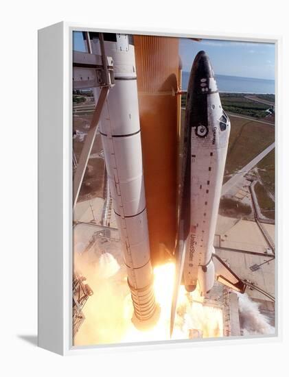 Space Shuttle Columbia Lifts Off the Launch Pad-null-Framed Stretched Canvas