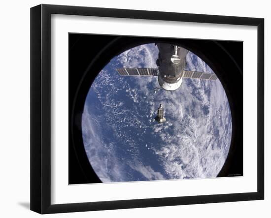 Space Shuttle Discovery-Stocktrek Images-Framed Photographic Print