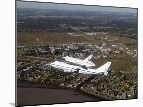 Space Shuttle Endeavour Mounted on a Modified Boeing 747 Shuttle Carrier Aircraft-Stocktrek Images-Mounted Photographic Print