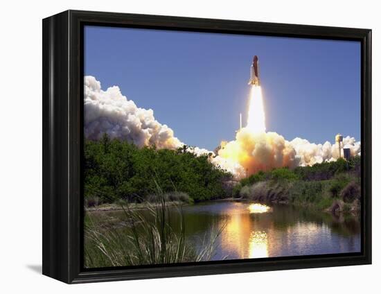 Space Shuttle-John Raoux-Framed Premier Image Canvas