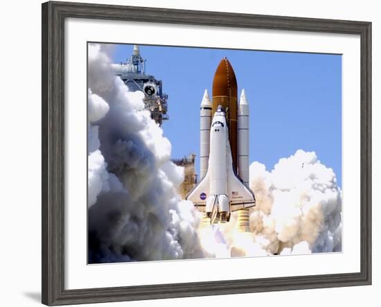 Space Shuttle-Terry Renna-Framed Photographic Print