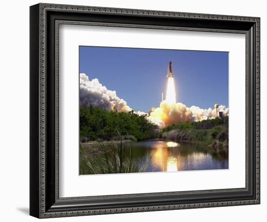 Space Shuttle-John Raoux-Framed Photographic Print