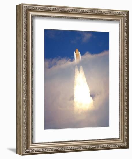 Space Shuttle-Alan Diaz-Framed Photographic Print