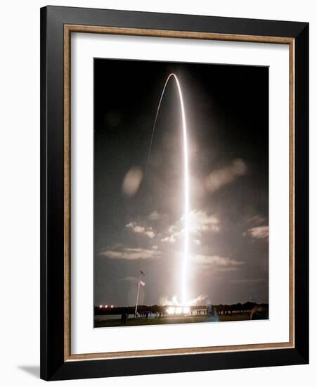 Space Shuttle-Paul Kizzle-Framed Photographic Print