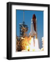 Space Shuttle-John Raoux-Framed Photographic Print