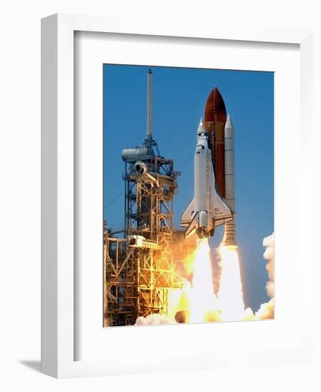 Space Shuttle-John Raoux-Framed Photographic Print