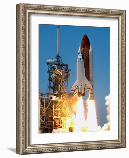 Space Shuttle-John Raoux-Framed Photographic Print