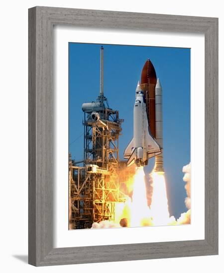 Space Shuttle-John Raoux-Framed Photographic Print