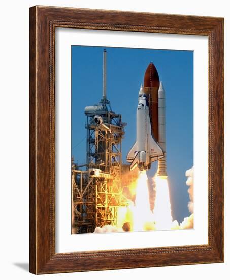 Space Shuttle-John Raoux-Framed Photographic Print