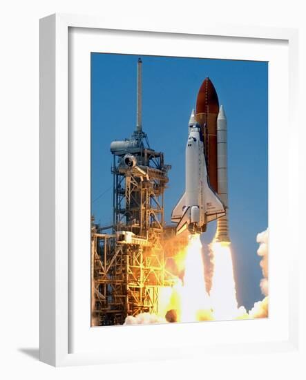 Space Shuttle-John Raoux-Framed Photographic Print